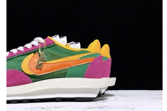 Green Waffle LD Pine  Nike Sacai BV0073-301 0120